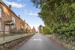 Photo 30- click for photo gallery